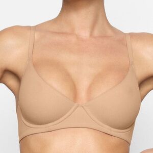 SKIMS Fits Everybody Unlined Demi Bra